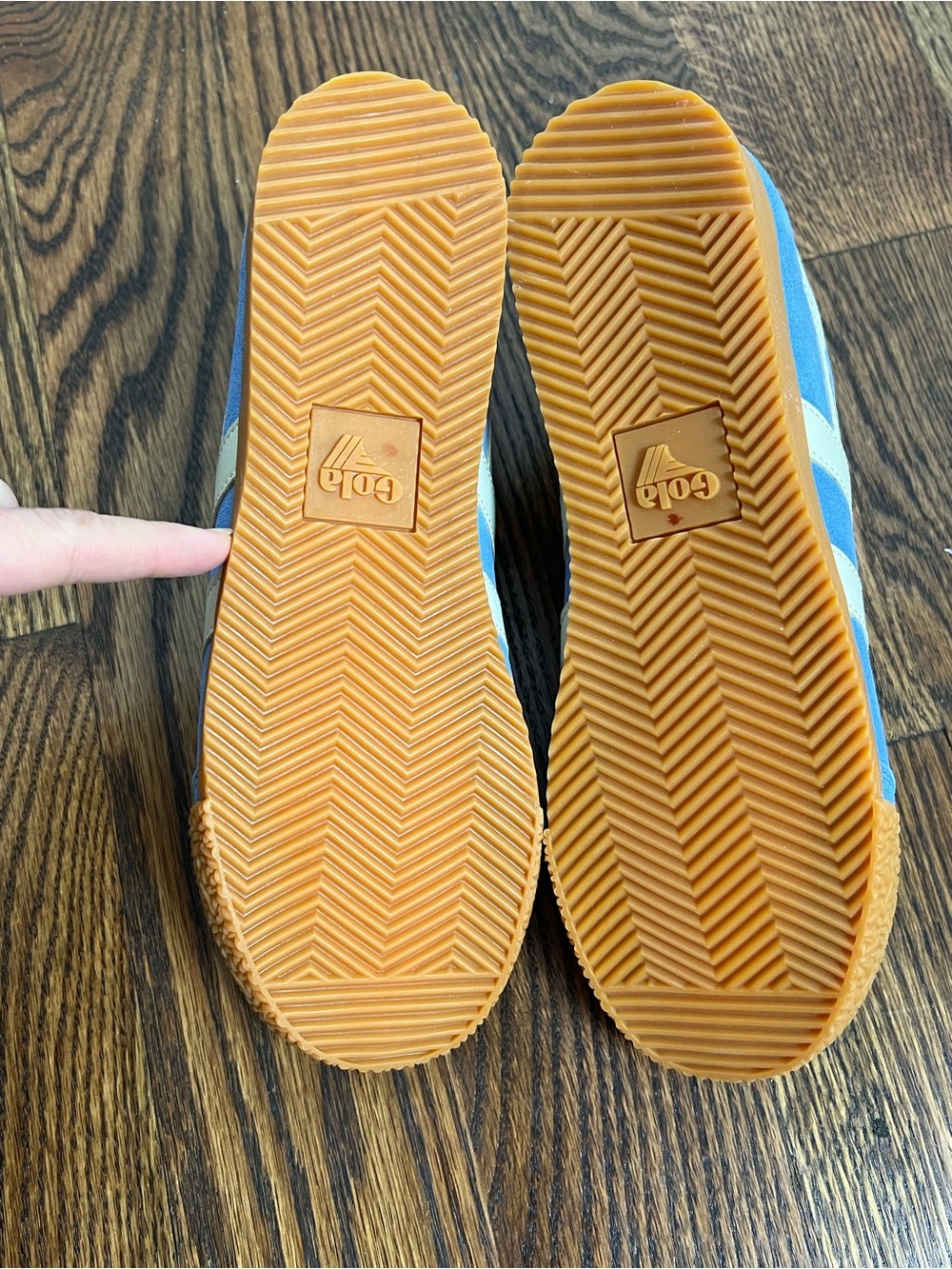 NIB Gola Cornflower Blue Suede Sneakers - Picture 4 of 5